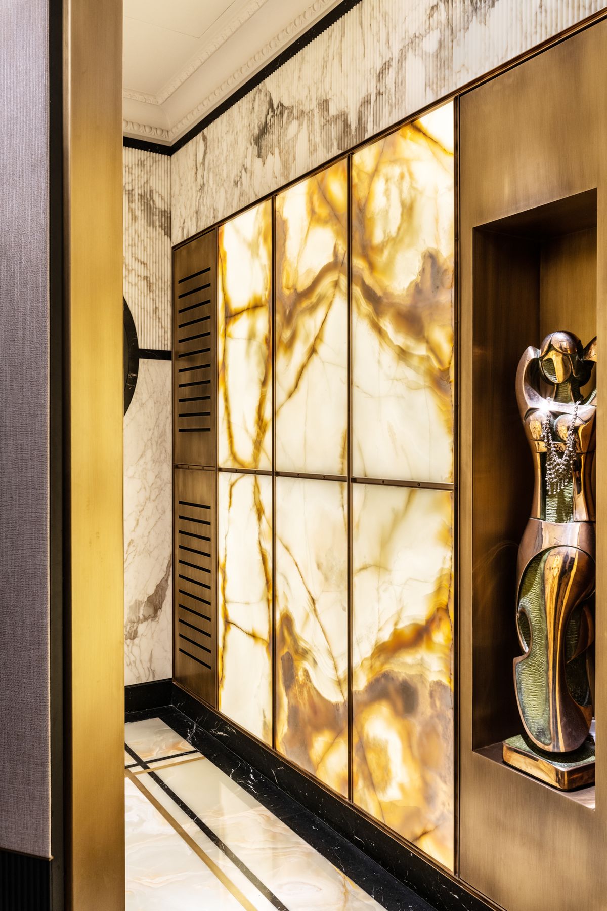 Onice, materiale prezioso lavorato da Terzi Luxury Stone